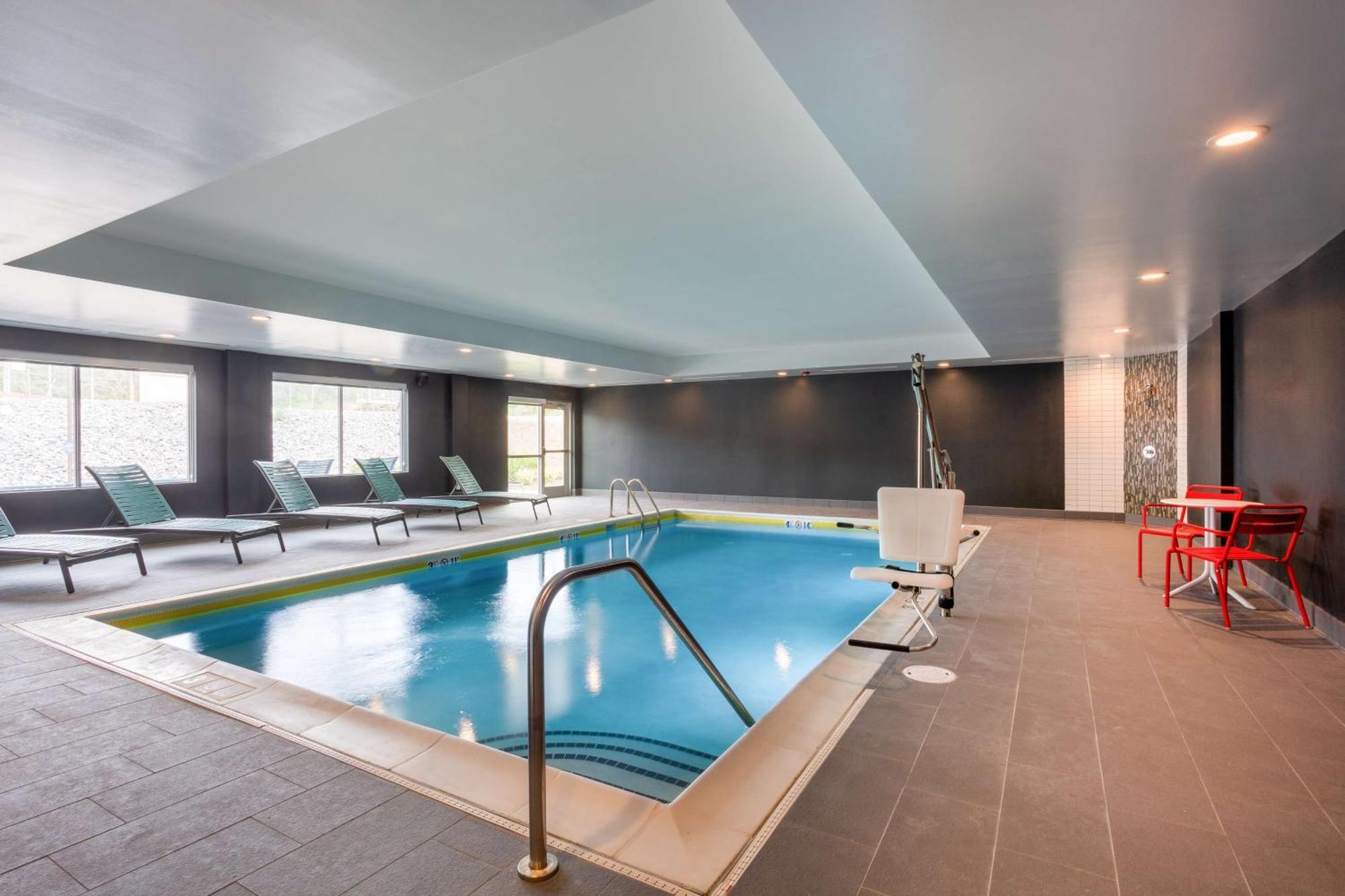 Hotel Tru By Hilton Radford Christiansburg Exterior foto