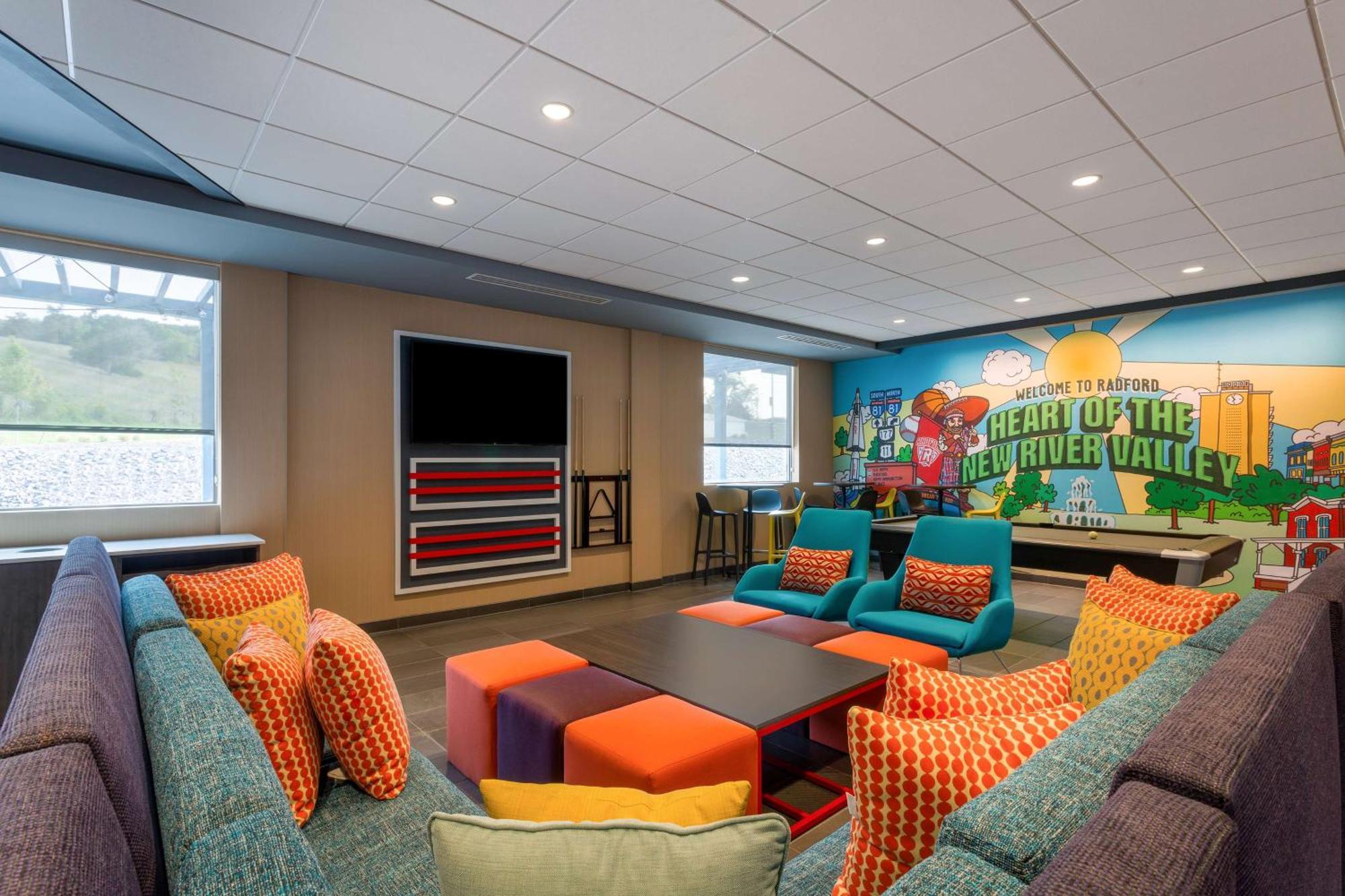 Hotel Tru By Hilton Radford Christiansburg Exterior foto